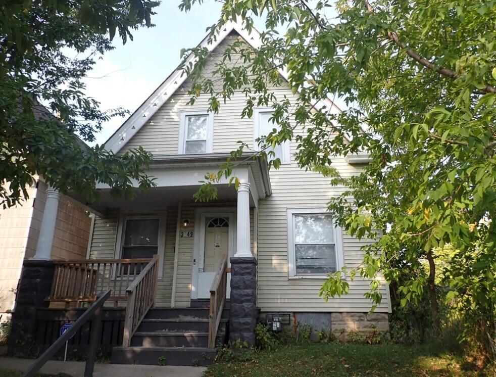 3049 N 28th St, Milwaukee, WI 53210