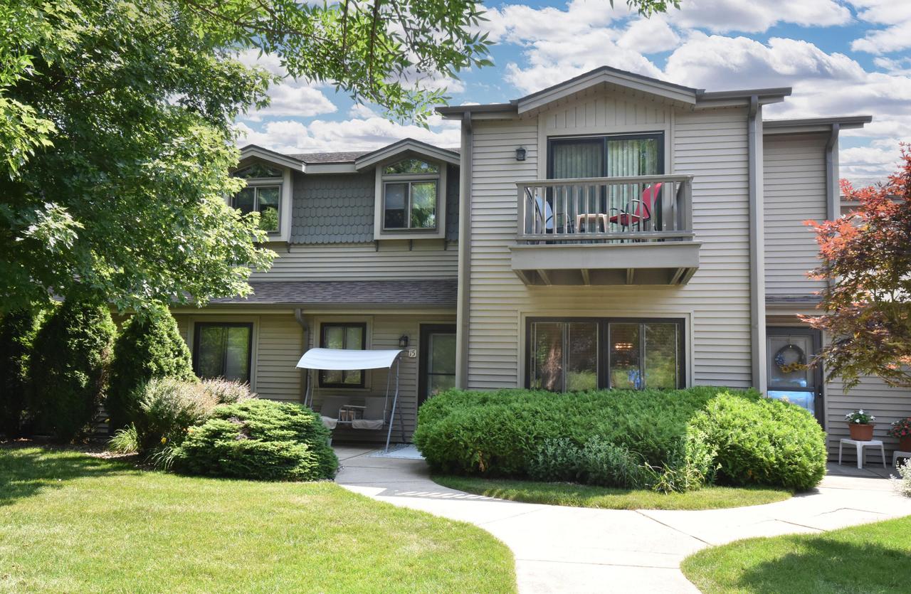 1020 Prairie Dr. #15L, Mount Pleasant, WI 53406