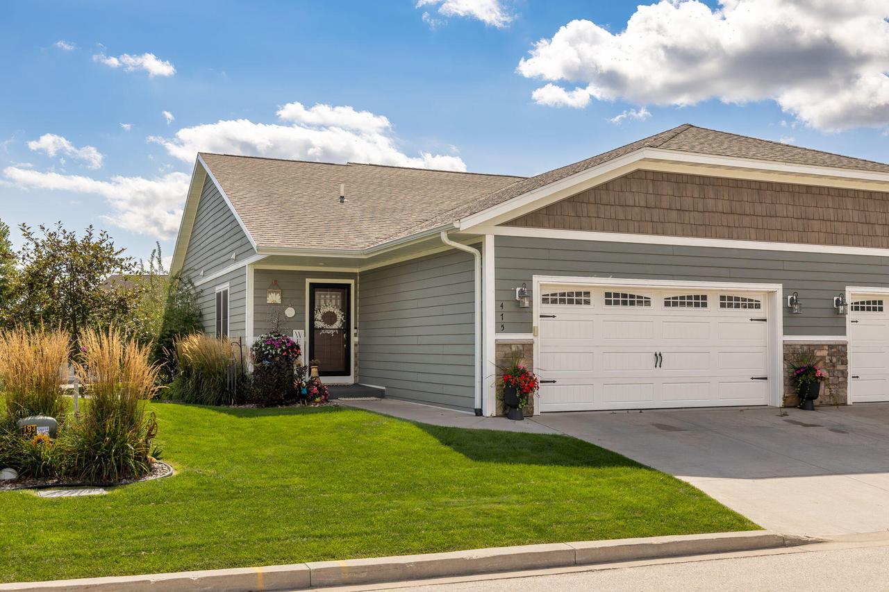 475 Coronado Cir, Onalaska, WI 54650