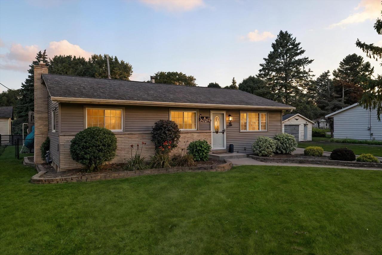 202 Bonner St, Watertown, WI 53098
