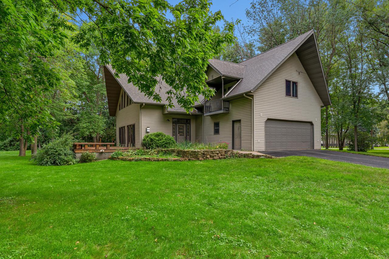 W1700 Heinemann Ln, Belvidere, WI 54622