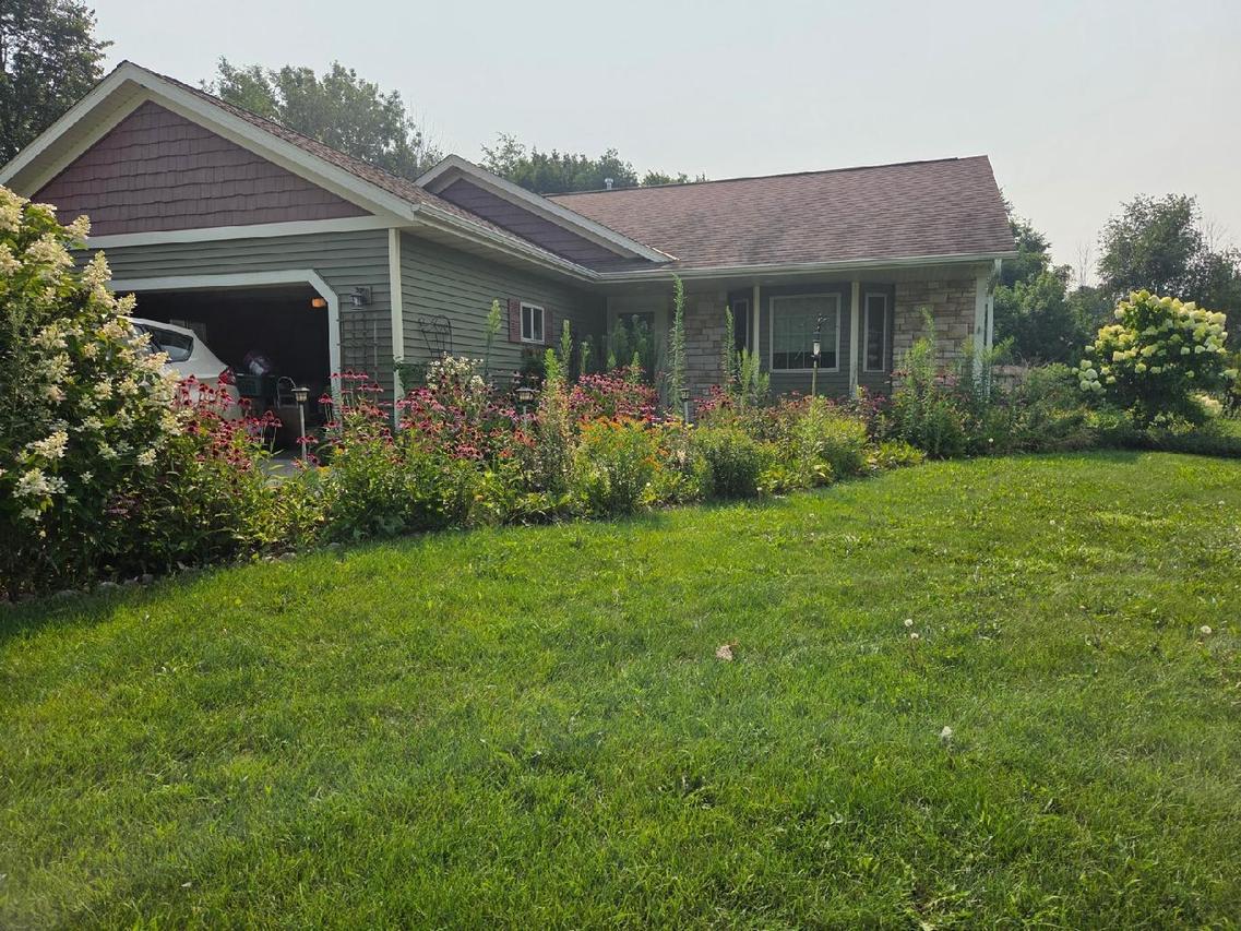 N5880 Buchanan Rd, Herman, WI 53027