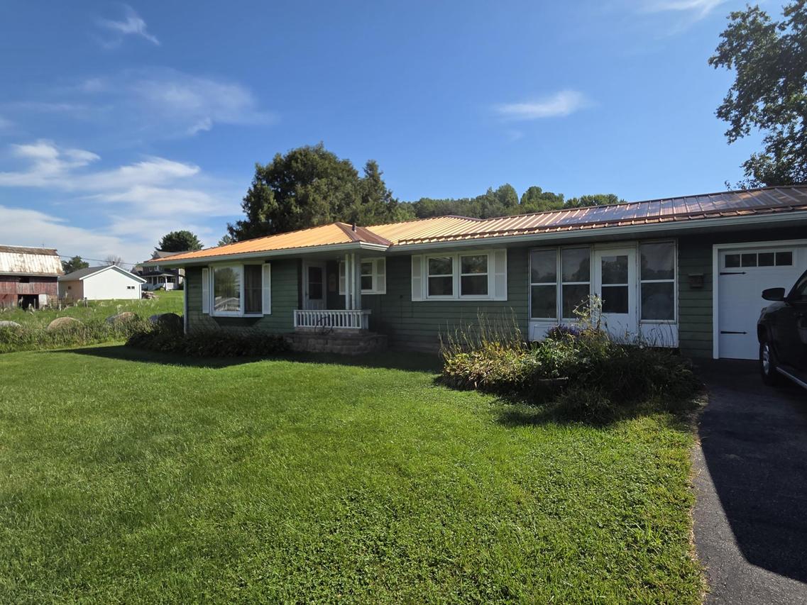 N8158 County Road C -, Farmington, WI 54644