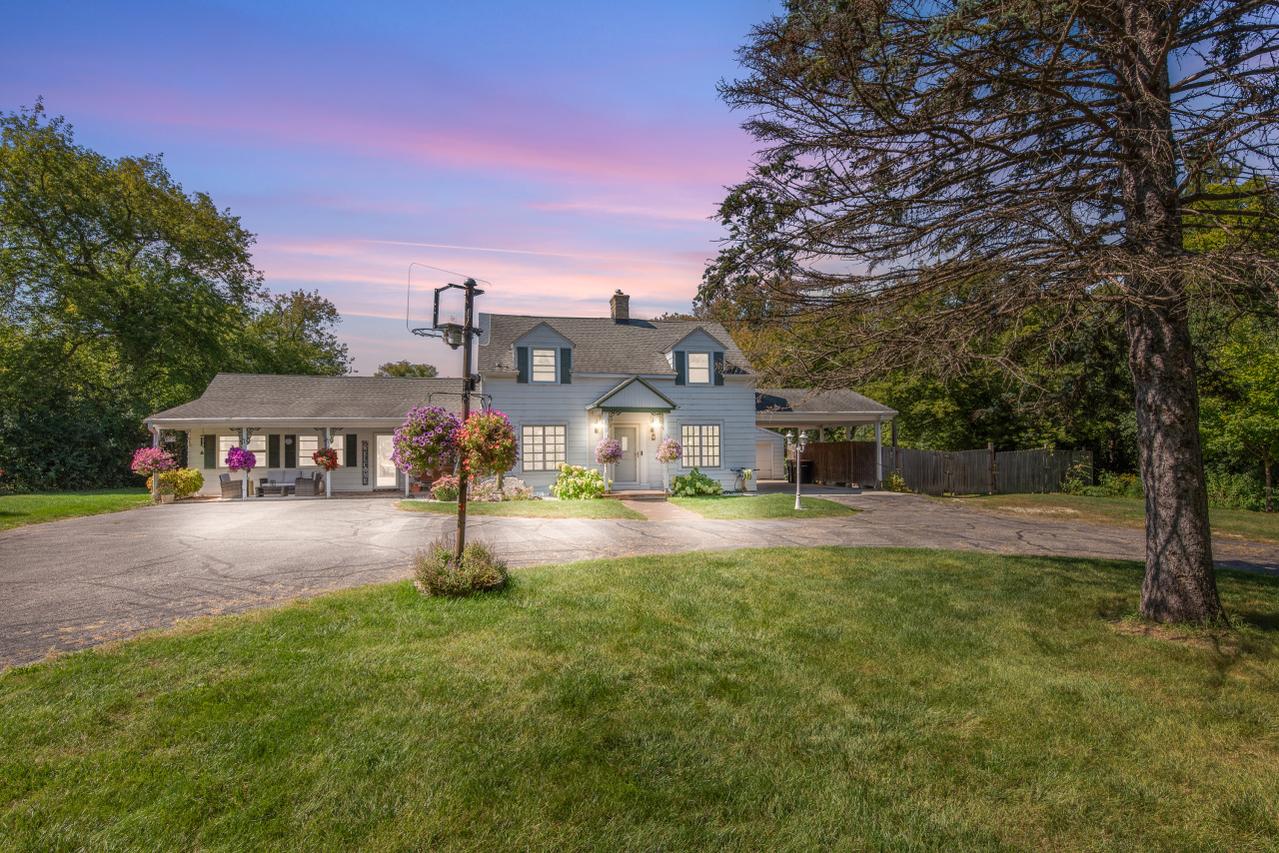 8361 N Cedarburg Rd, Brown Deer, WI 53209