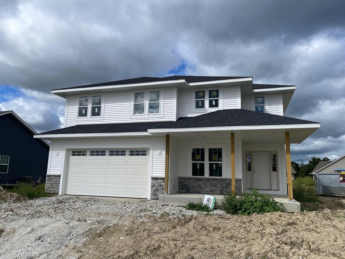 586 Calvin Ln, Mount Pleasant, WI 53406