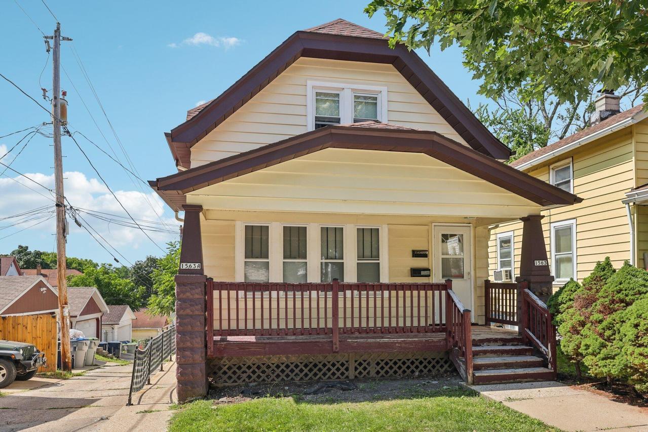 1563 S 33rd St., Milwaukee, WI 53215