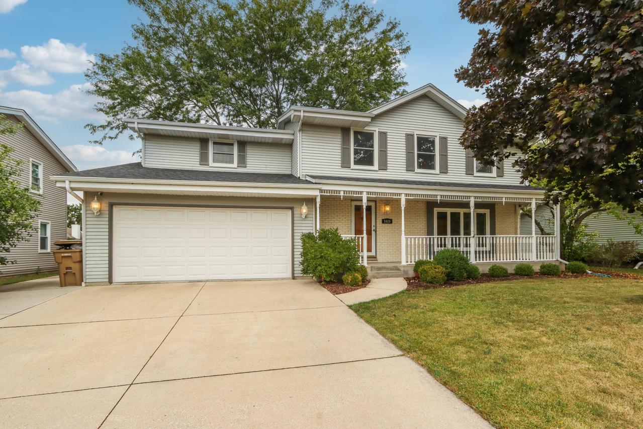 5926 83rd St, Kenosha, WI 53142