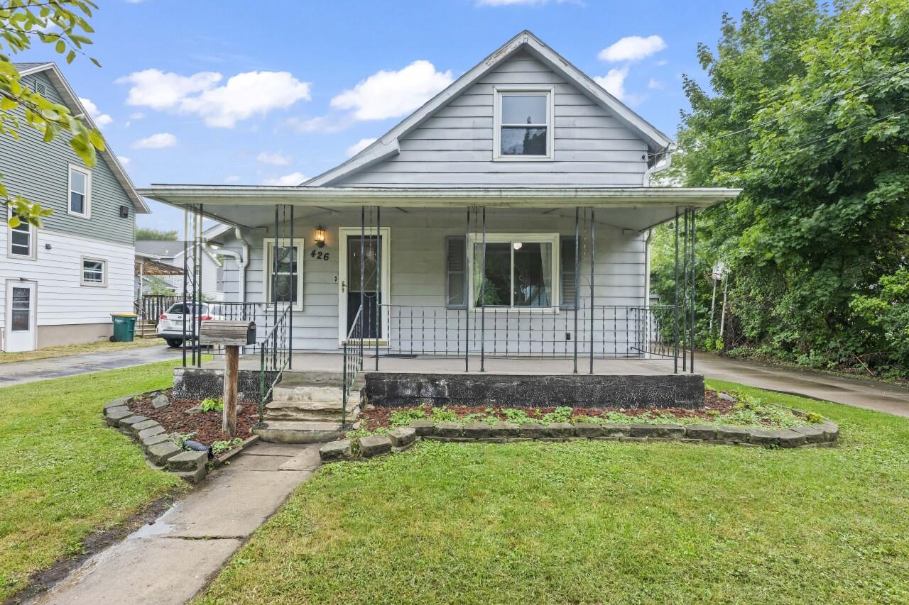 426 Jefferson St, Fort Atkinson, WI 53538