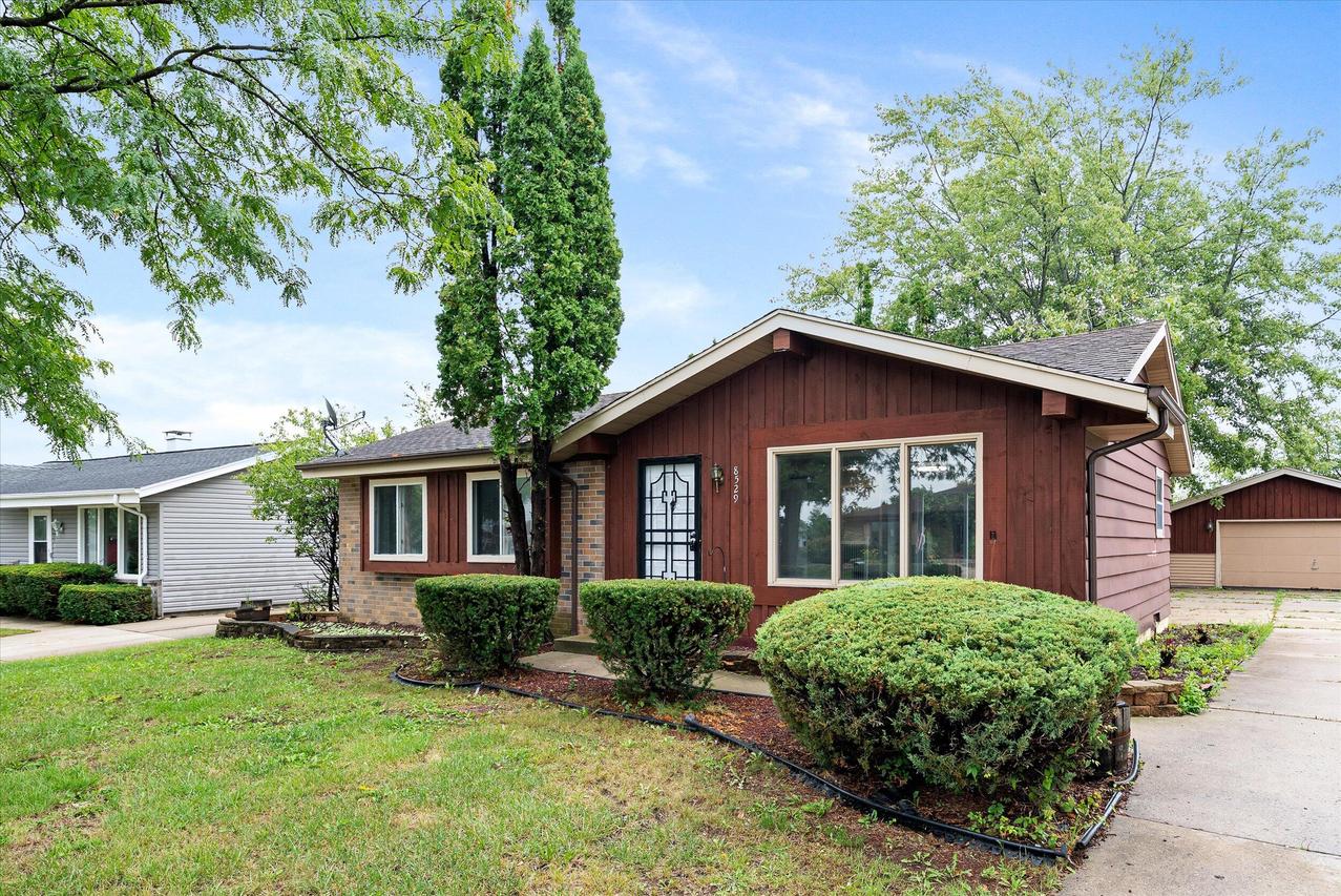 [Address Hidden by Seller], Milwaukee, WI 53224