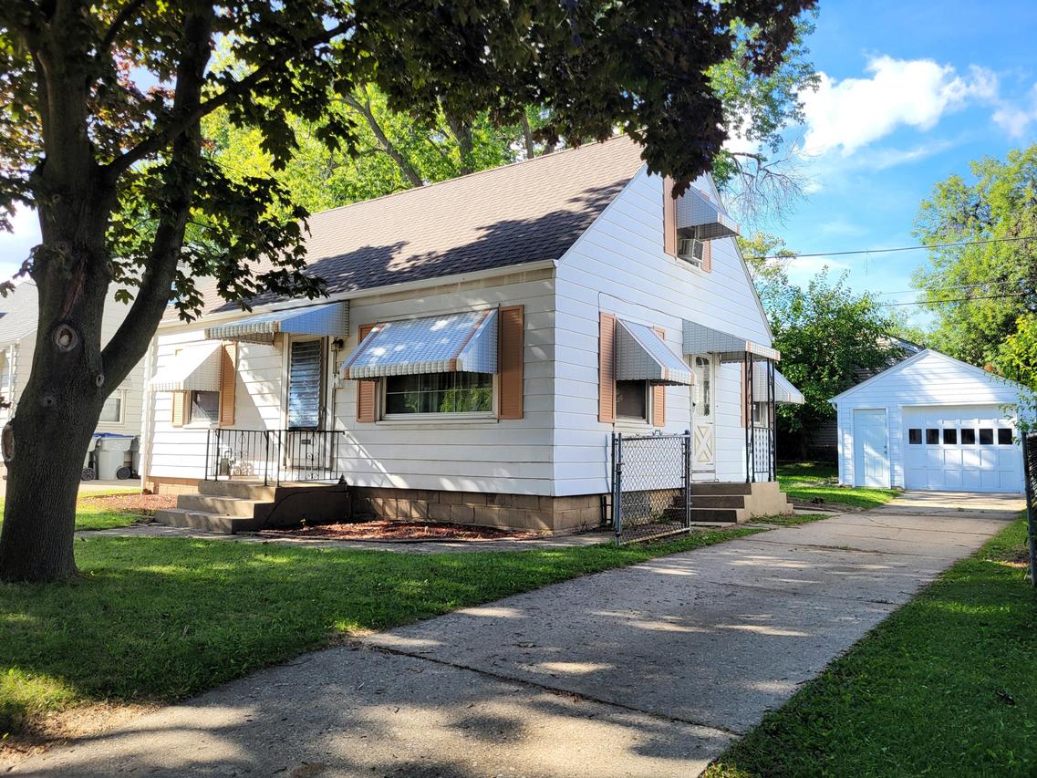 202 E Oklahoma Ave, Milwaukee, WI 53207