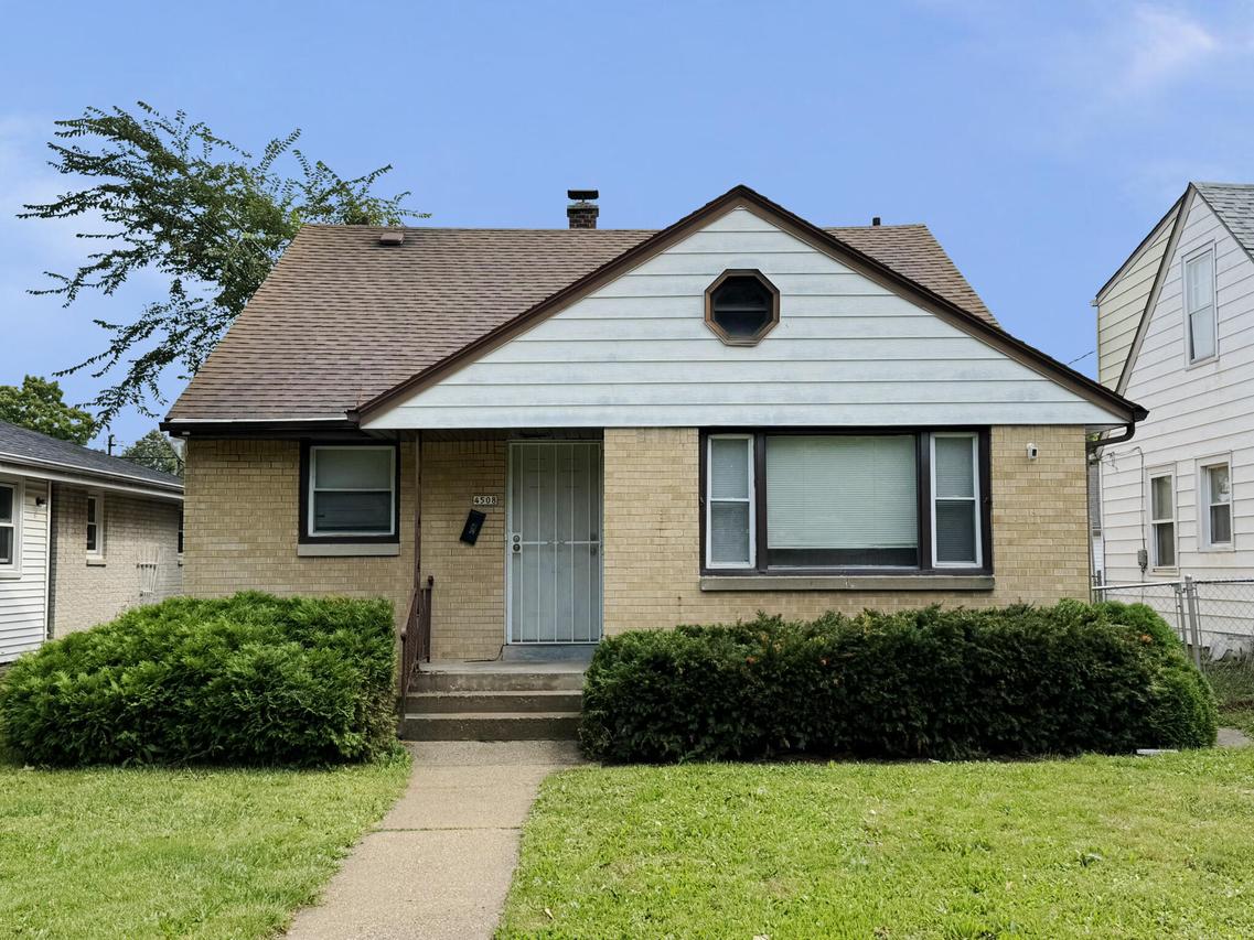 4508 N 67th St, Milwaukee, WI 53218