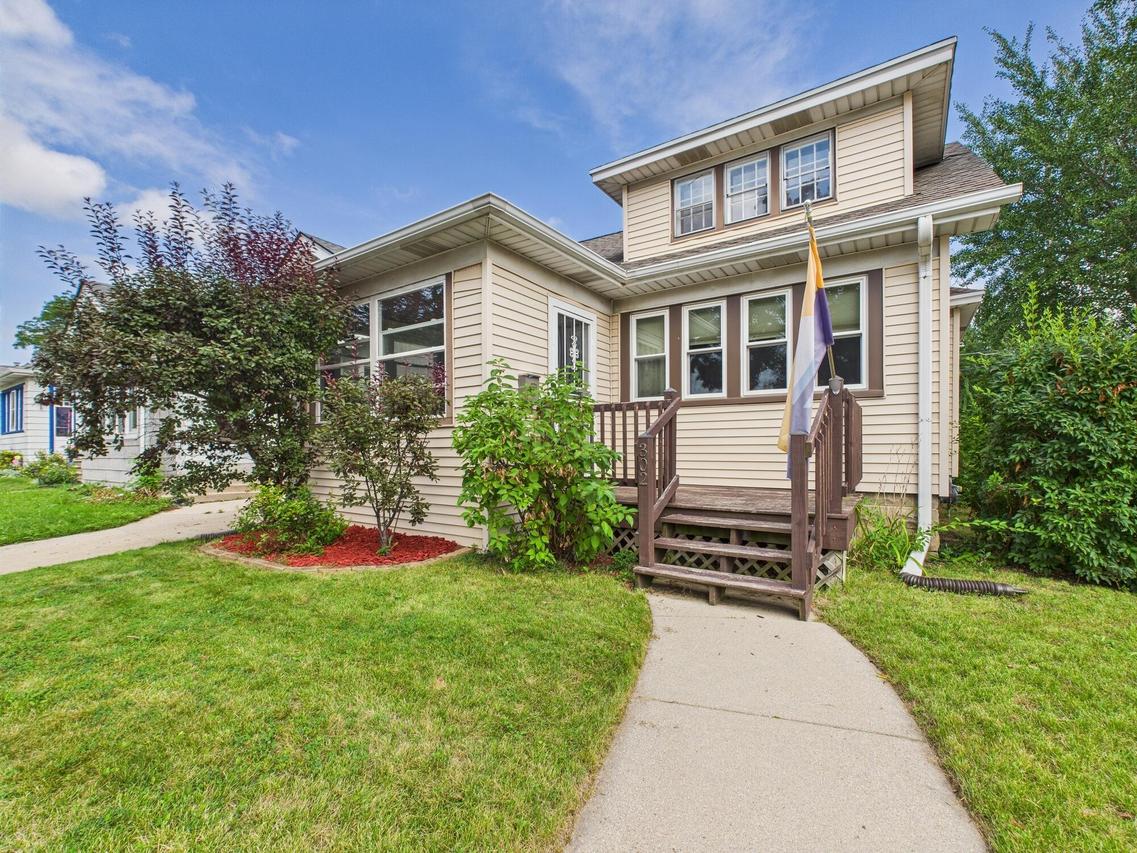 302 N 64th St, Milwaukee, WI 53213