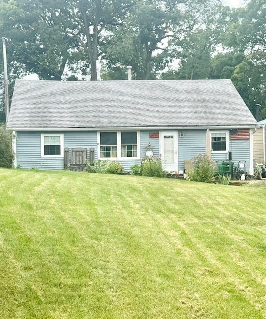 33737 S Lakeshore Dr, Burlington, WI 53105