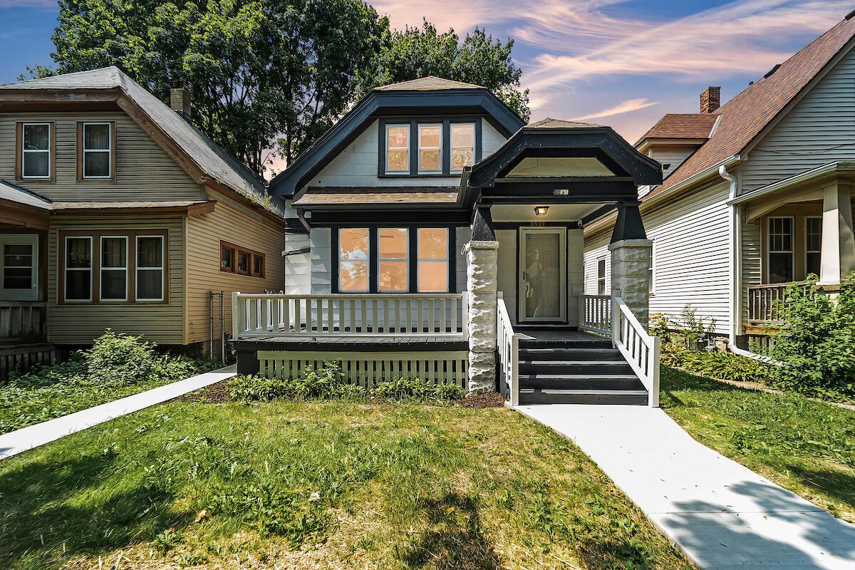 3527 N 14th St, Milwaukee, WI 53206