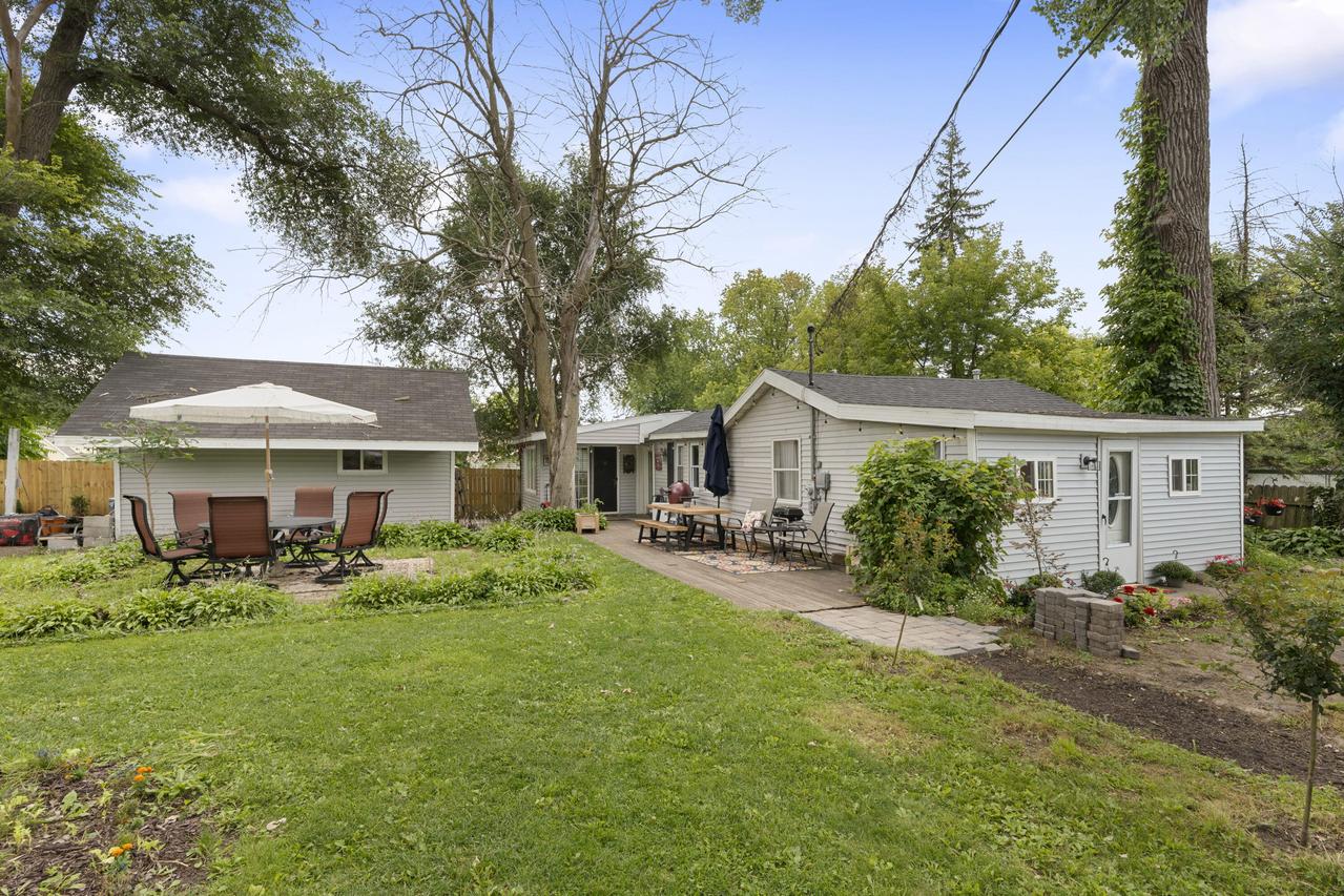 N3066 Uranus Rd, Geneva, WI 53147