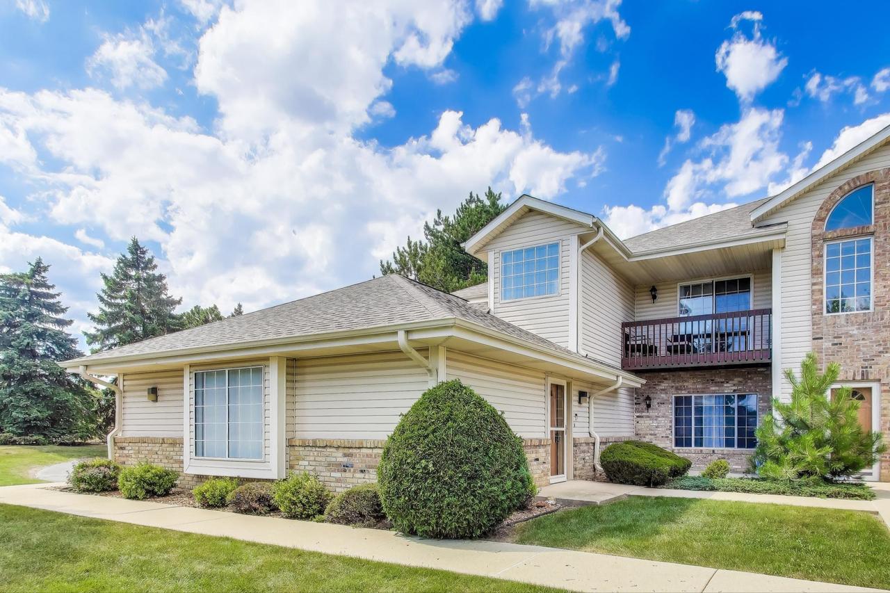 9600 Rayne Rd #1, Sturtevant, WI 53177