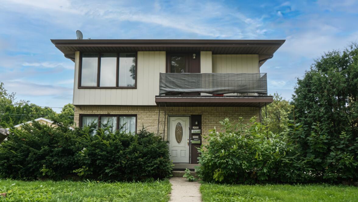 6578 N 73rd St #6580, Milwaukee, WI 53223
