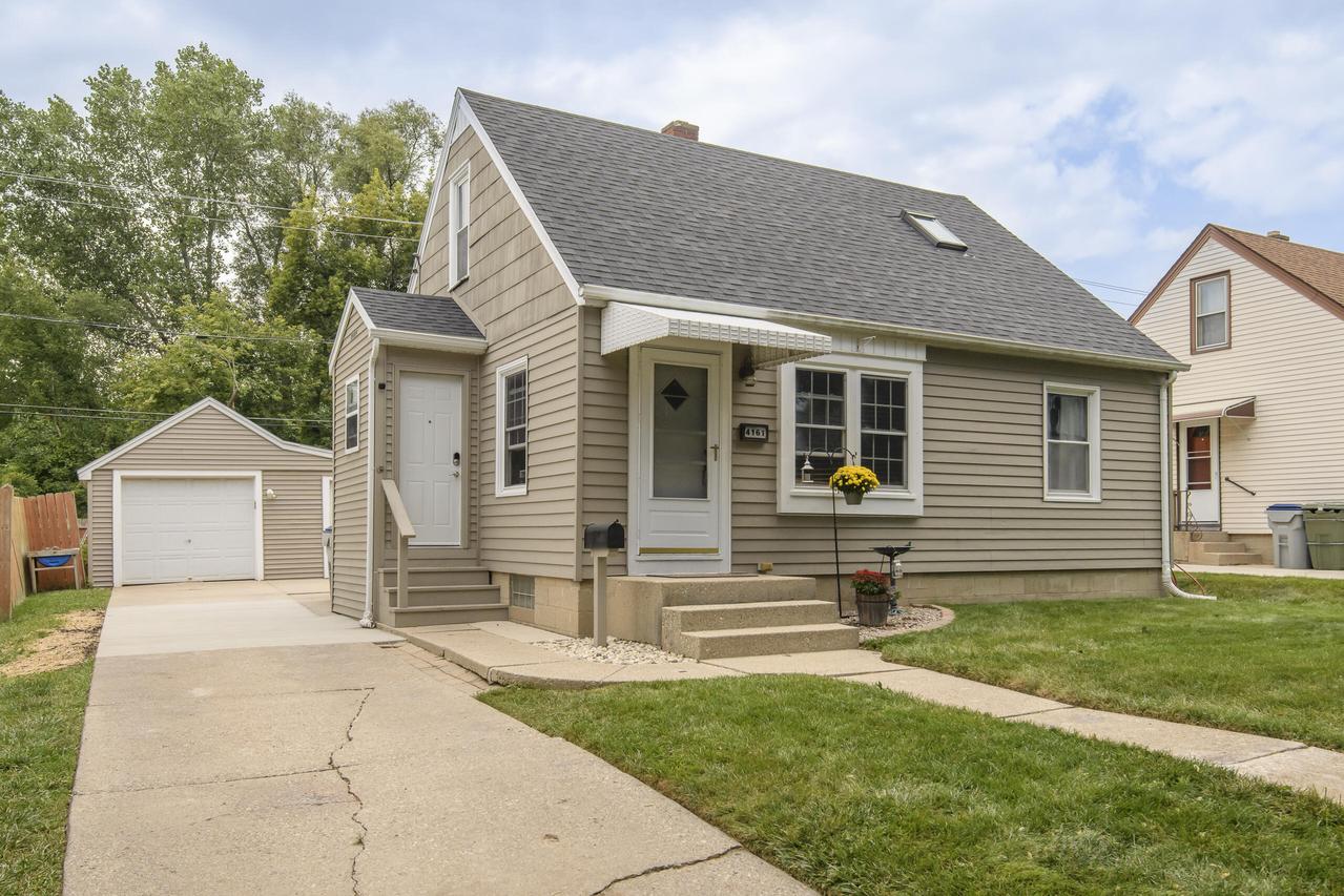 4161 S 5th Pl, Milwaukee, WI 53207