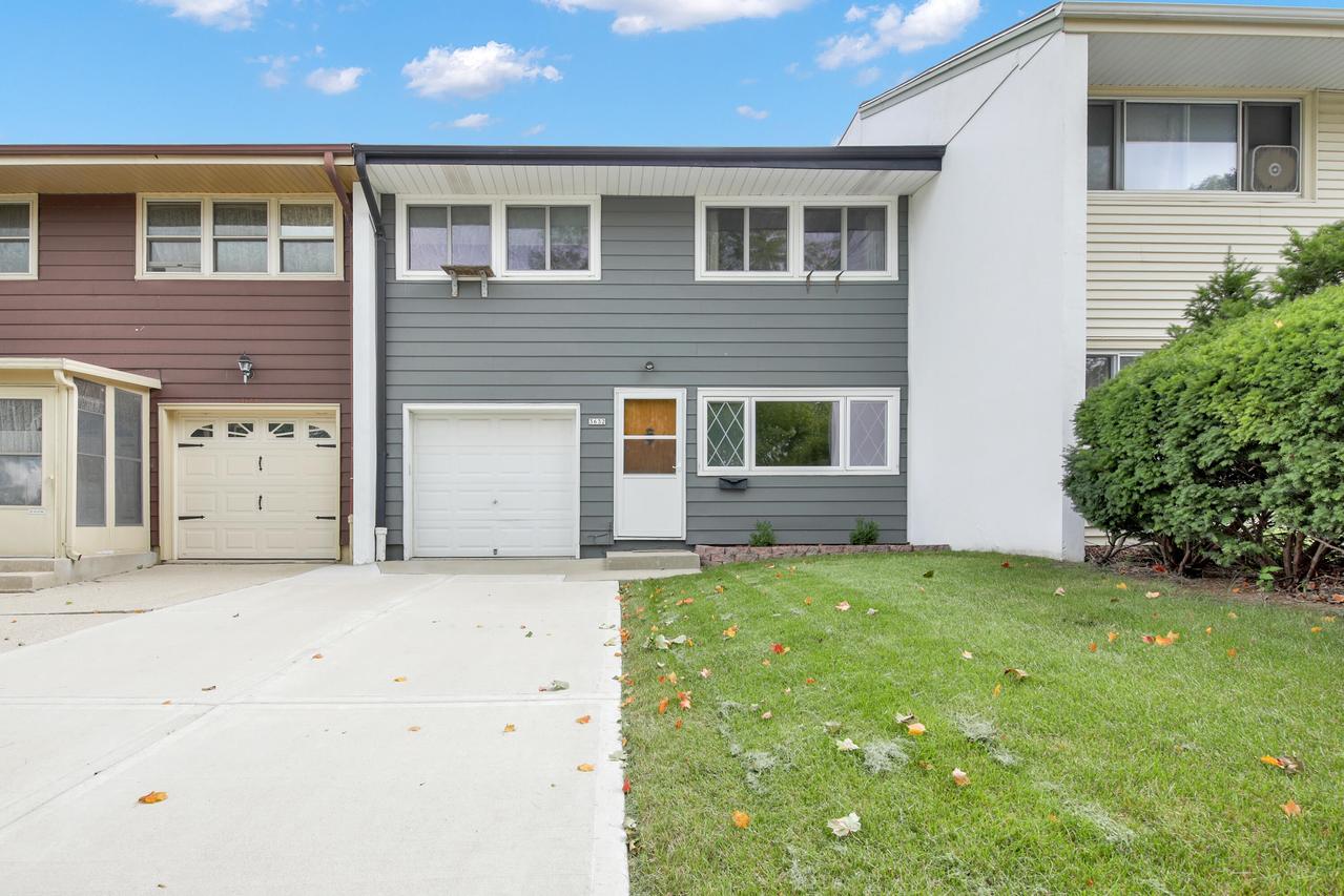 3632 S Quincy Ave, Milwaukee, WI 53207