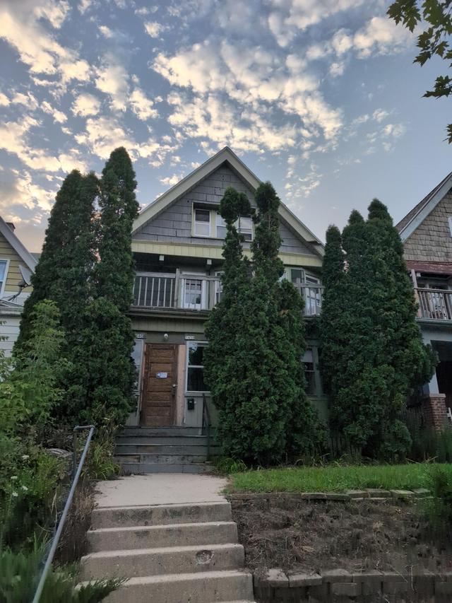3438 N Newhall St #3440, Milwaukee, WI 53211