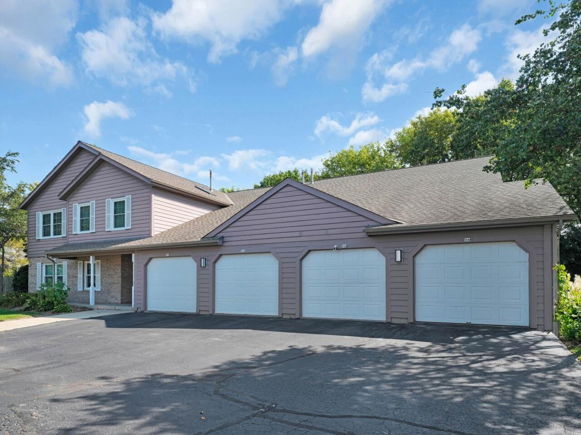 964 Dorothy Ct #7A, Burlington, WI 53105