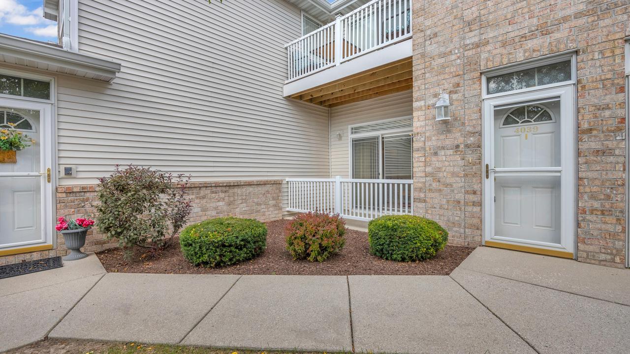 4039 Hazelnut Ct, Sheboygan, WI 53081