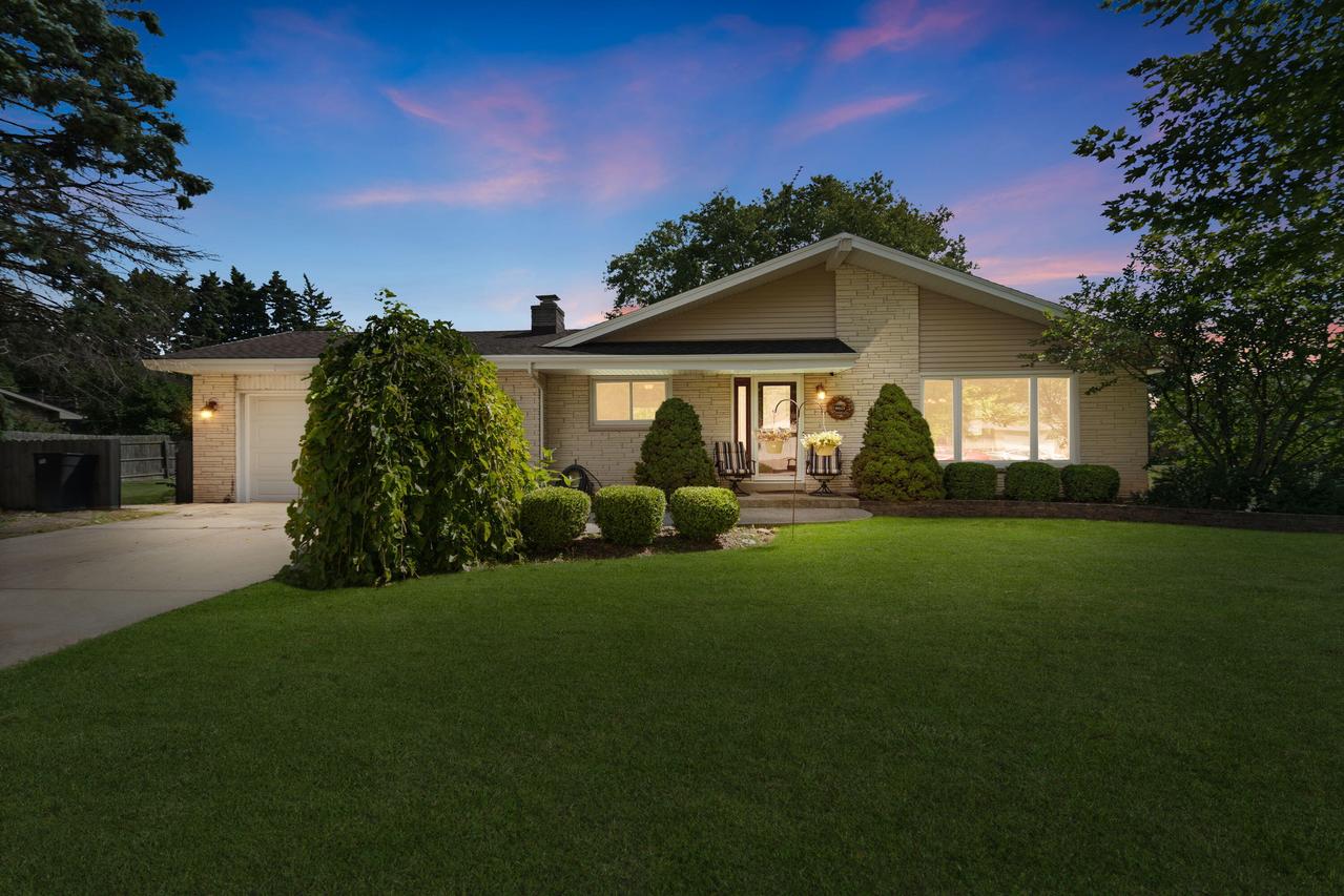 4133 Brandywine Ave, Caledonia, WI 53404