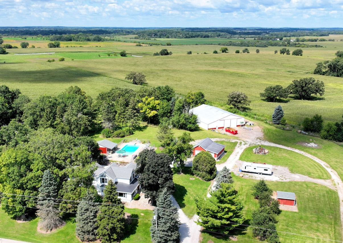 5538 Honey Creek, Waterford, WI 53120