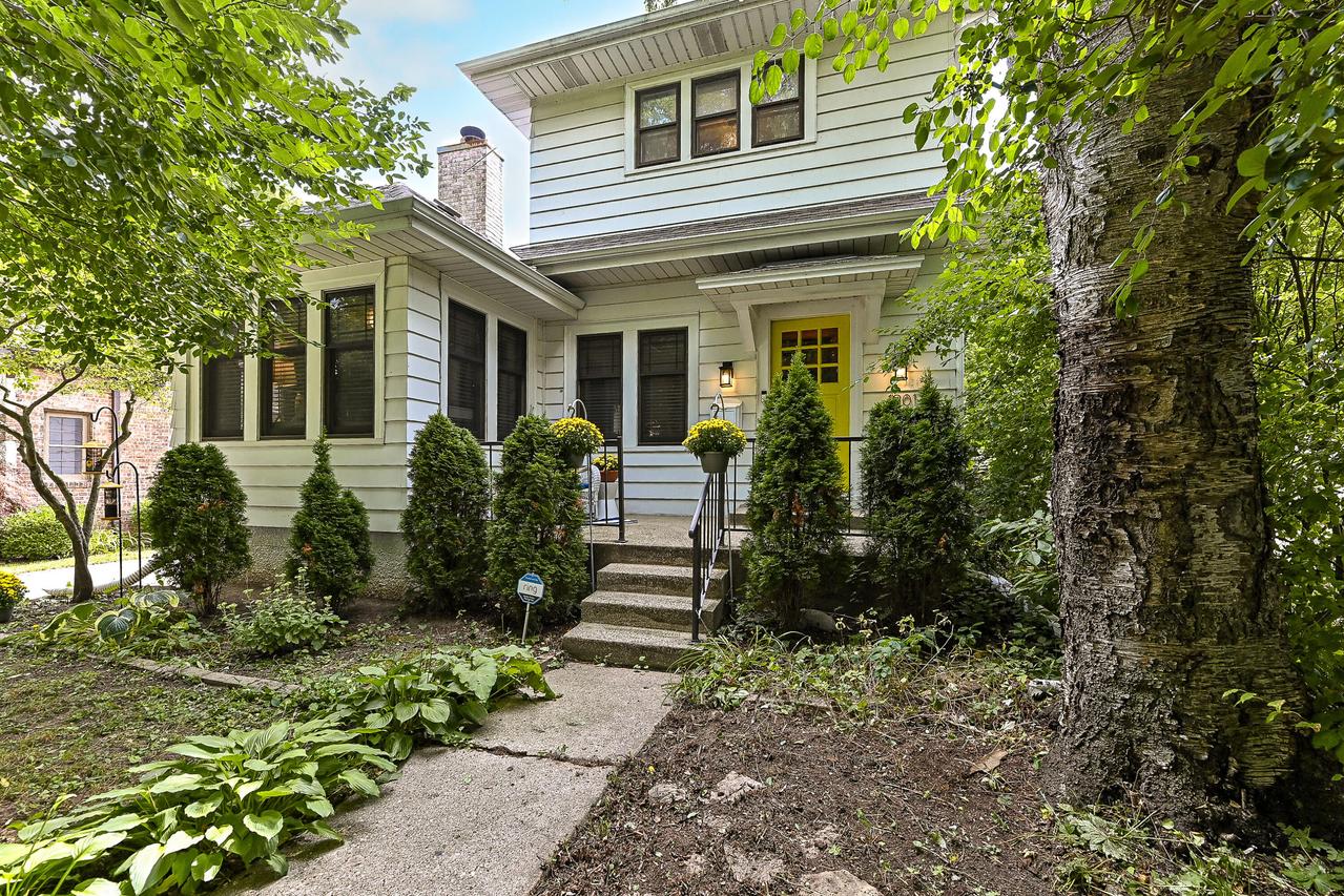 1901 E Beverly Rd., Shorewood, WI 53211