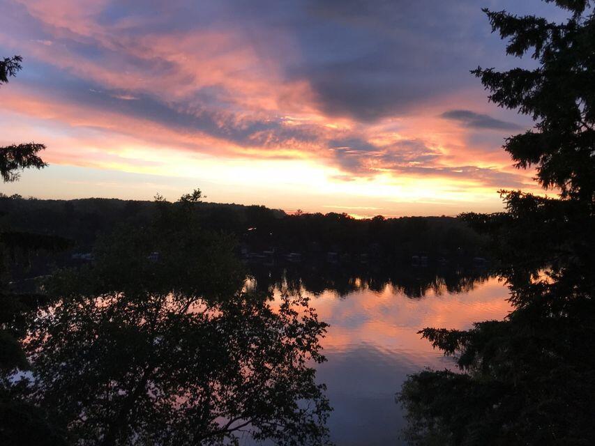 4725 Fontana Beach, Polk, WI 53095