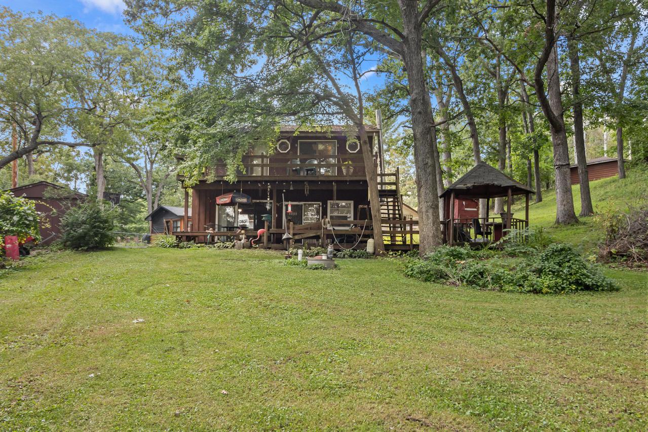 W5789 Ridge Rd, La Grange, WI 53121