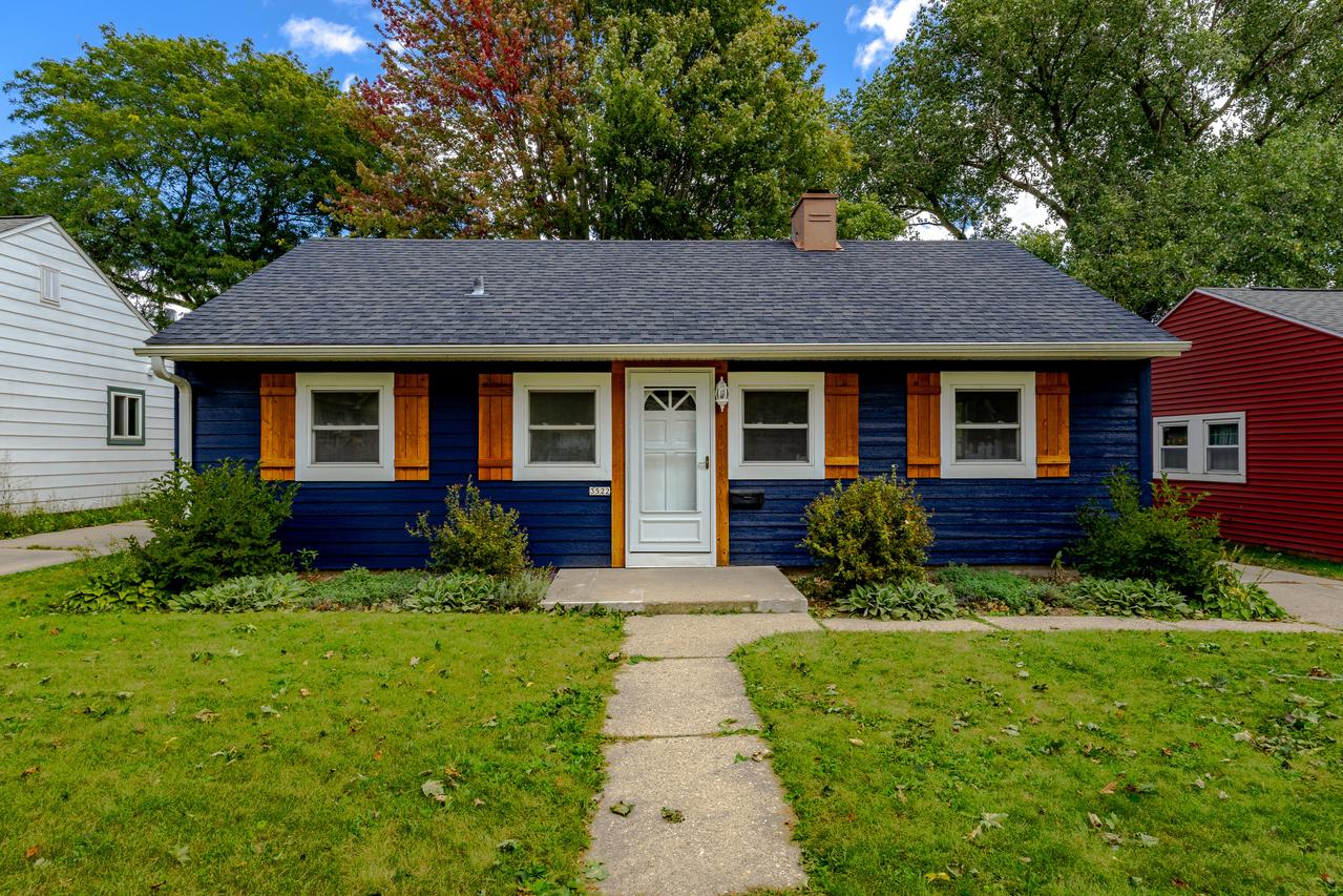 3522 N 95th St, Milwaukee, WI 53222
