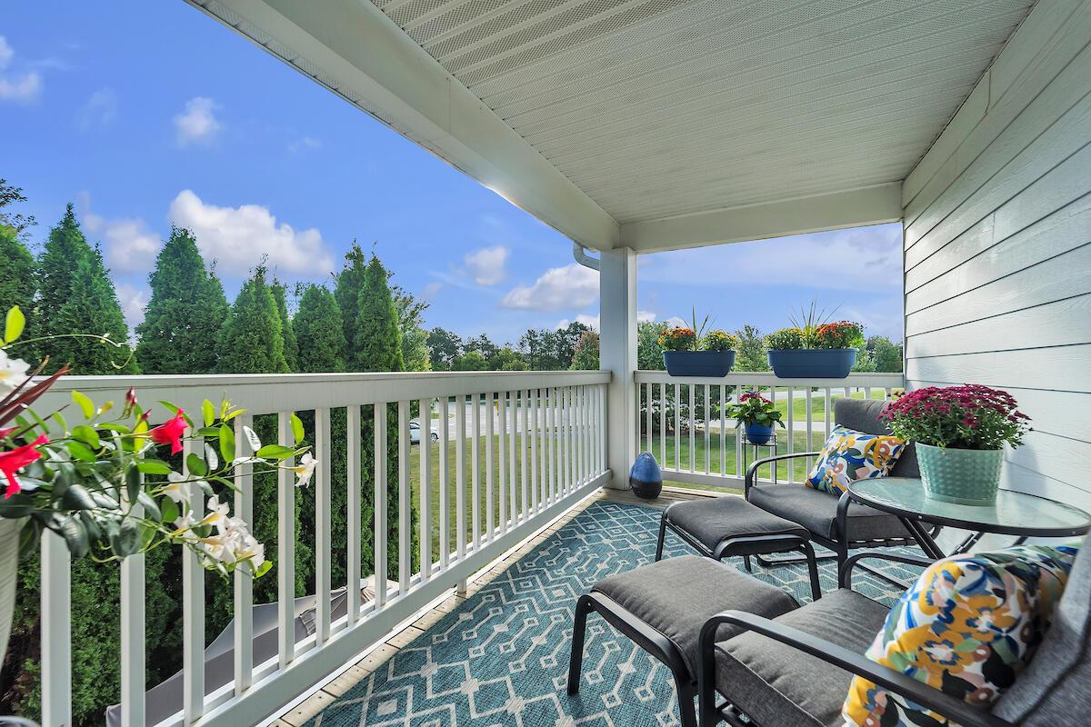 927 Lannon Ter #1605, Mount Pleasant, WI 53406