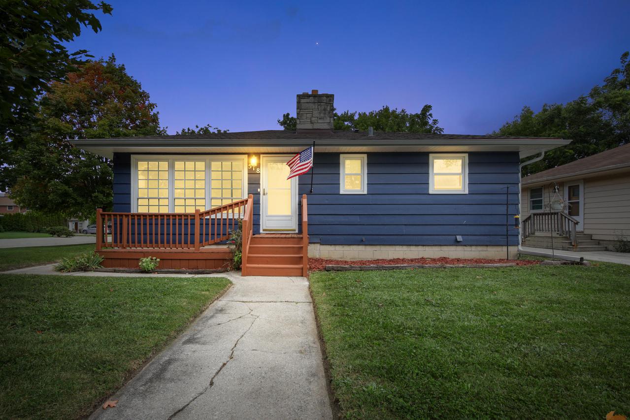 518 Sherman Ave, South Milwaukee, WI 53172