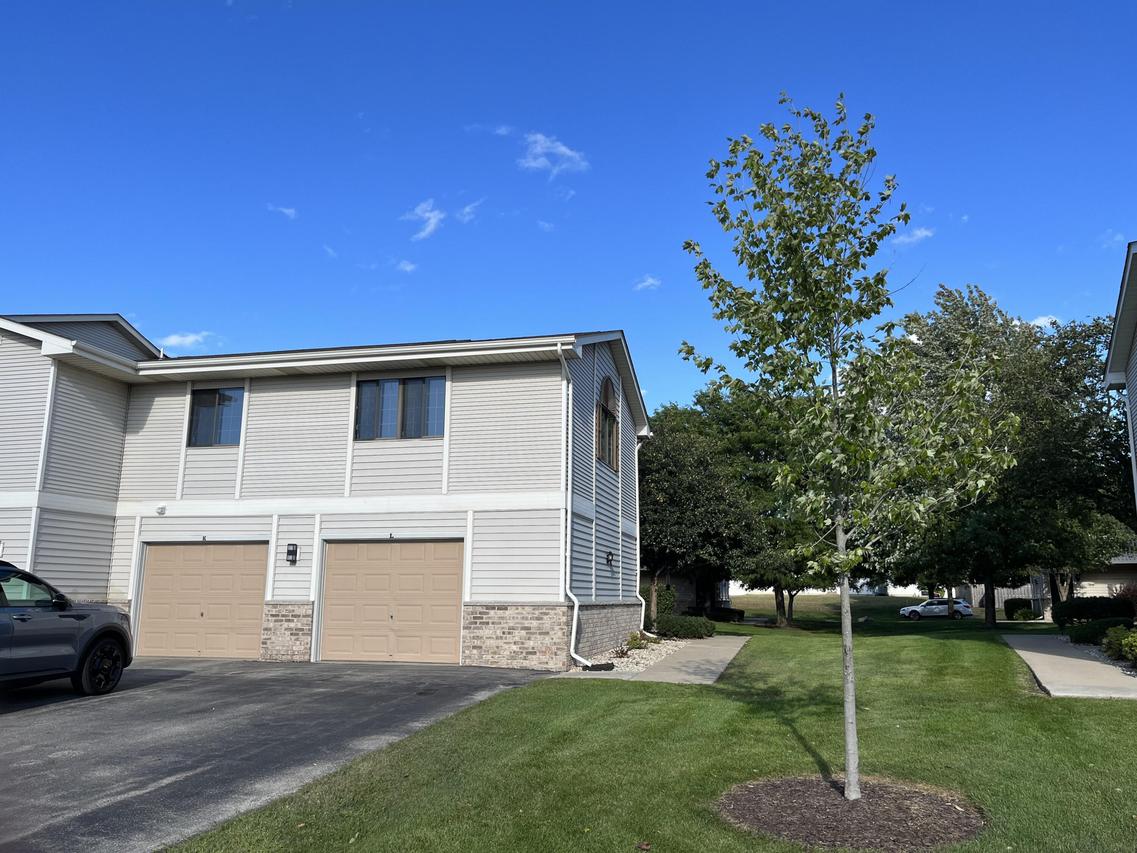 7203 98th Ave #L, Kenosha, WI 53142