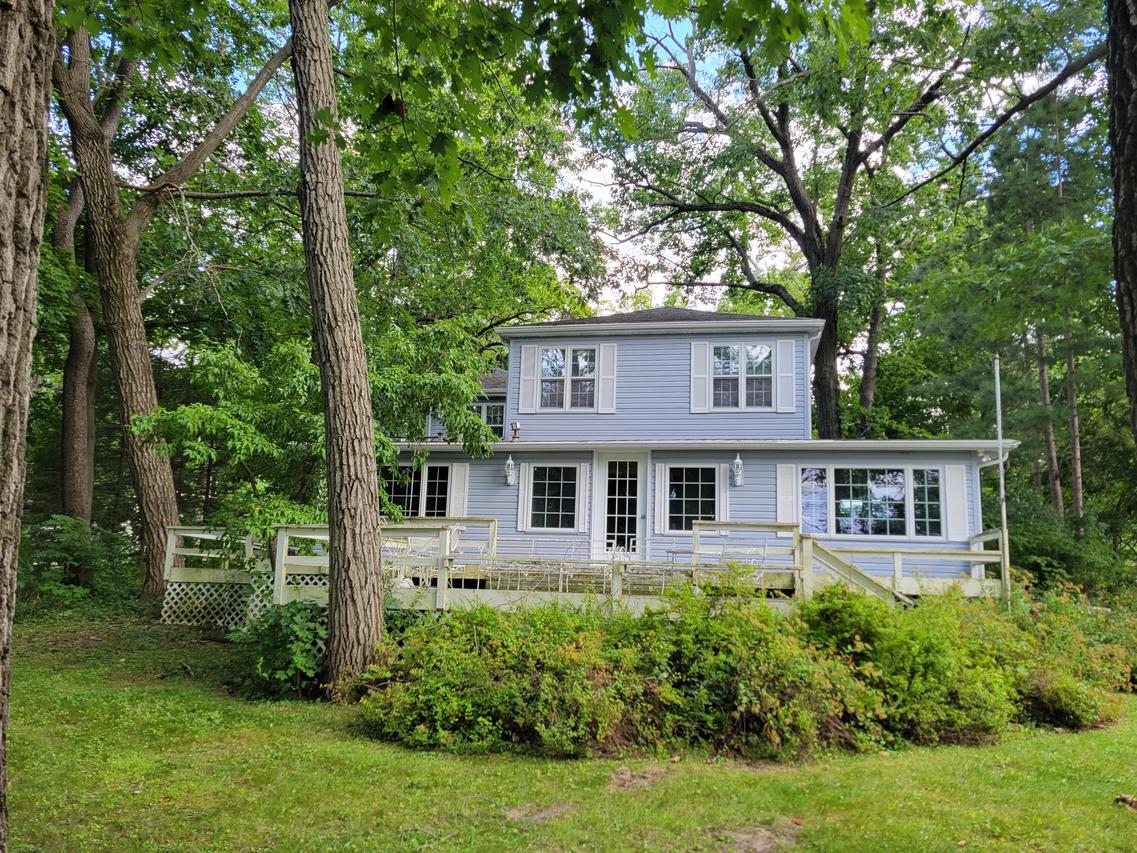 3505 South Shore, Delavan, WI 53115