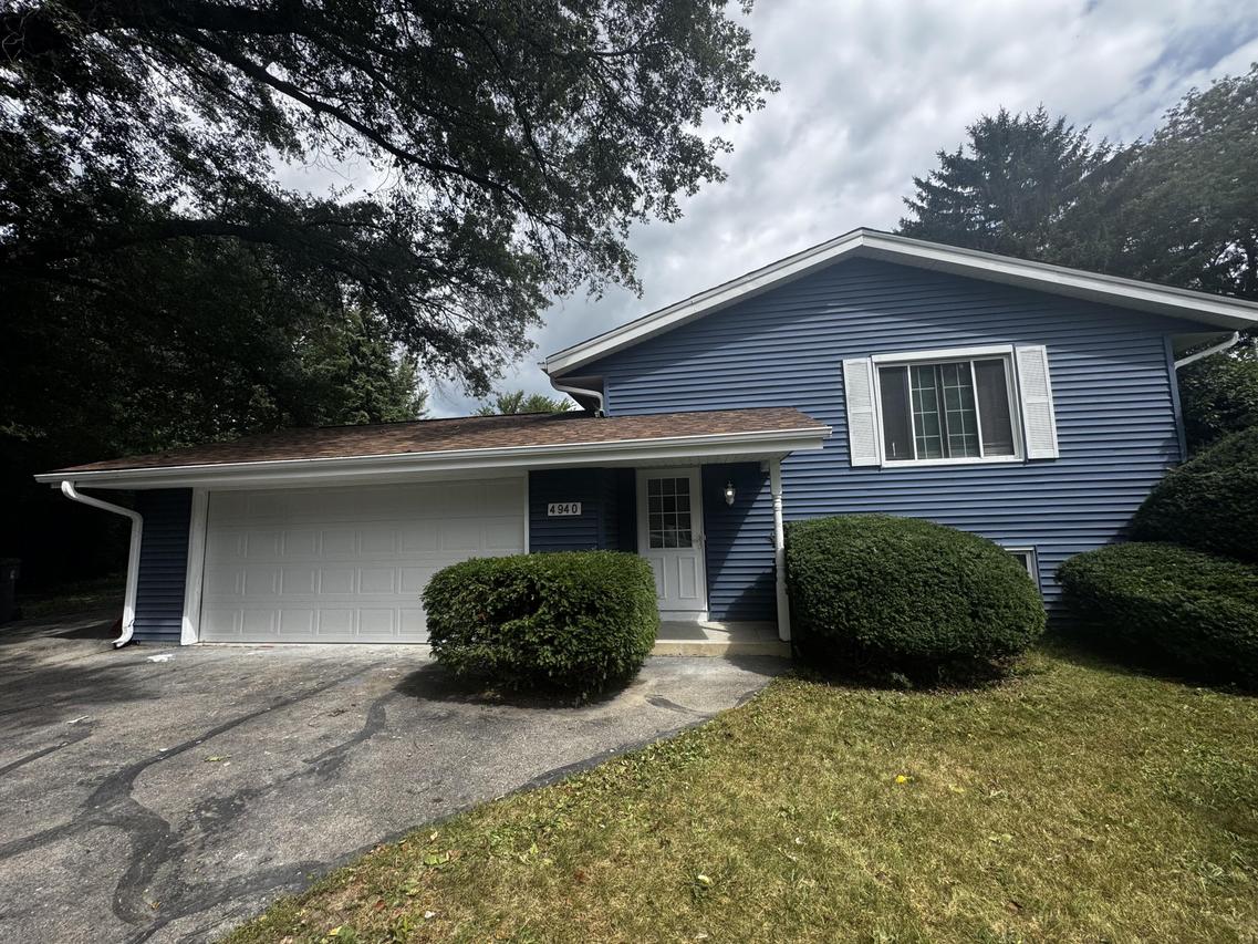 4940 Flambeau Dr, Mount Pleasant, WI 53406