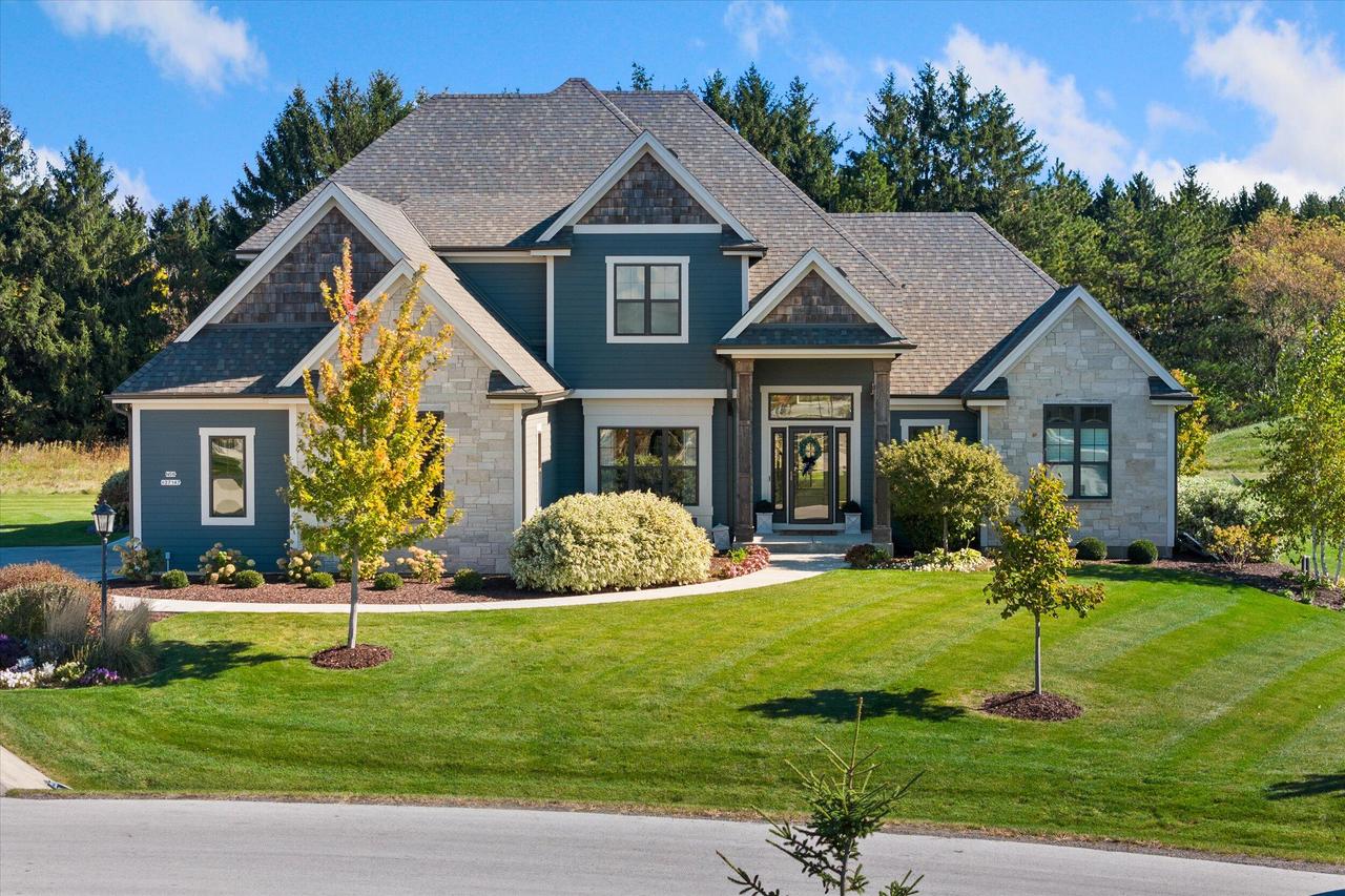 N56W27147 Crispin Ct, Lisbon, WI 53089