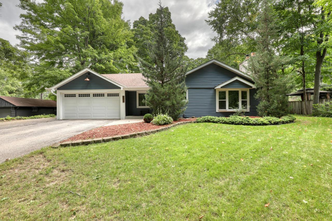 730 Lois Ave, Brookfield, WI 53045