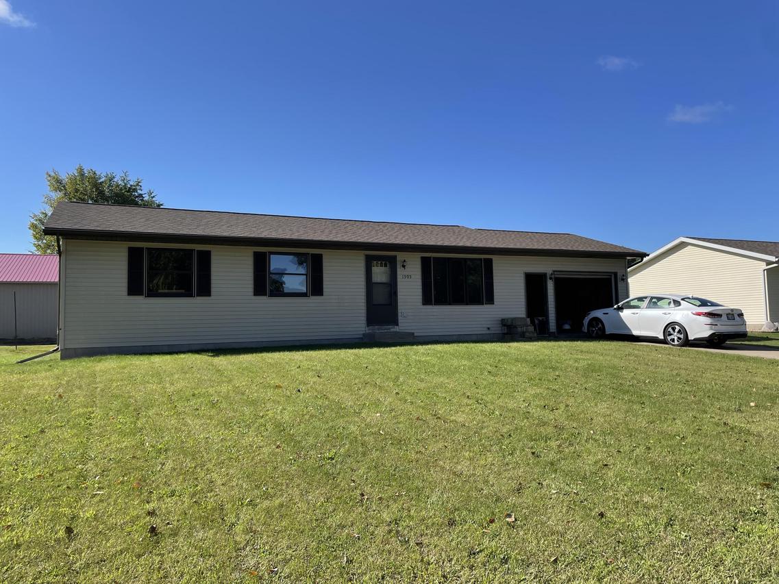 1905 Henry Johns Blvd, Bangor, WI 54614