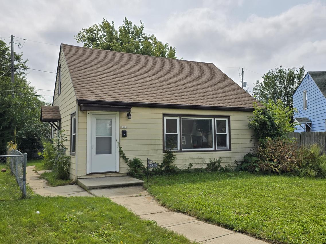2619 W Linwal Ln, Milwaukee, WI 53209
