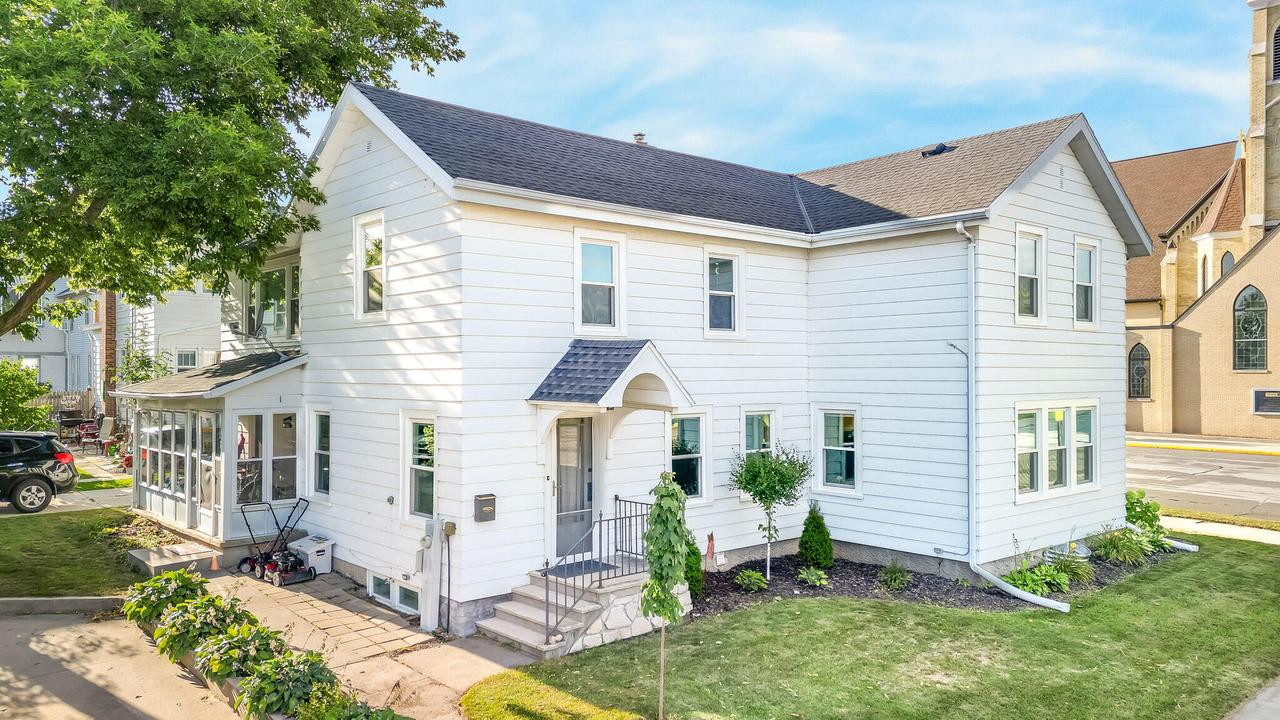 134 N Stafford St, Plymouth, WI 53073