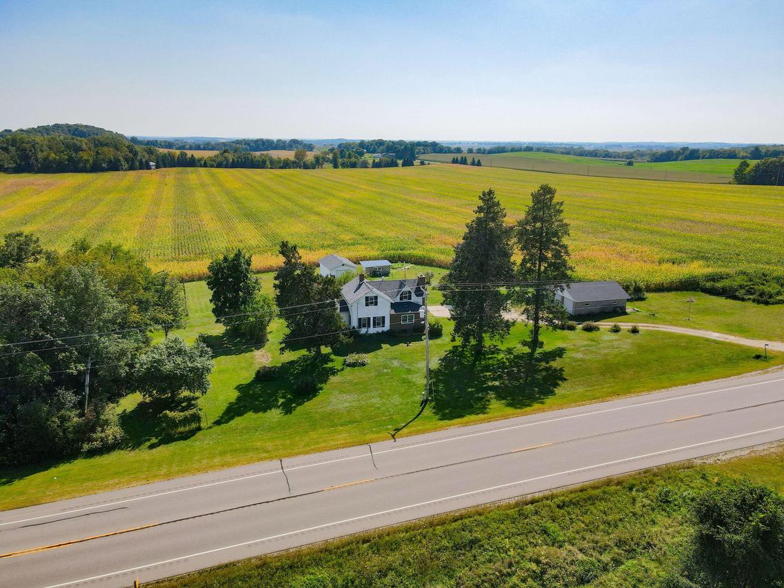 W3551 State Road 106 -, Hebron, WI 53538