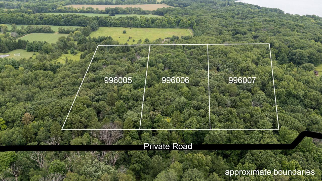 Lt1 - 3 N County Road C - #CSM11051, Chenequa, WI 53058