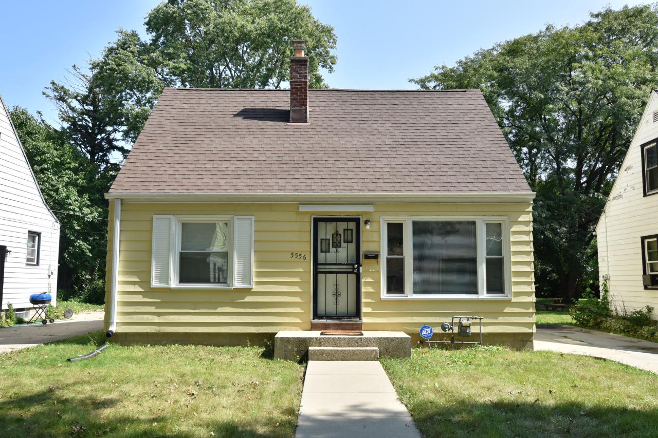 5556 N 54th St, Milwaukee, WI 53218