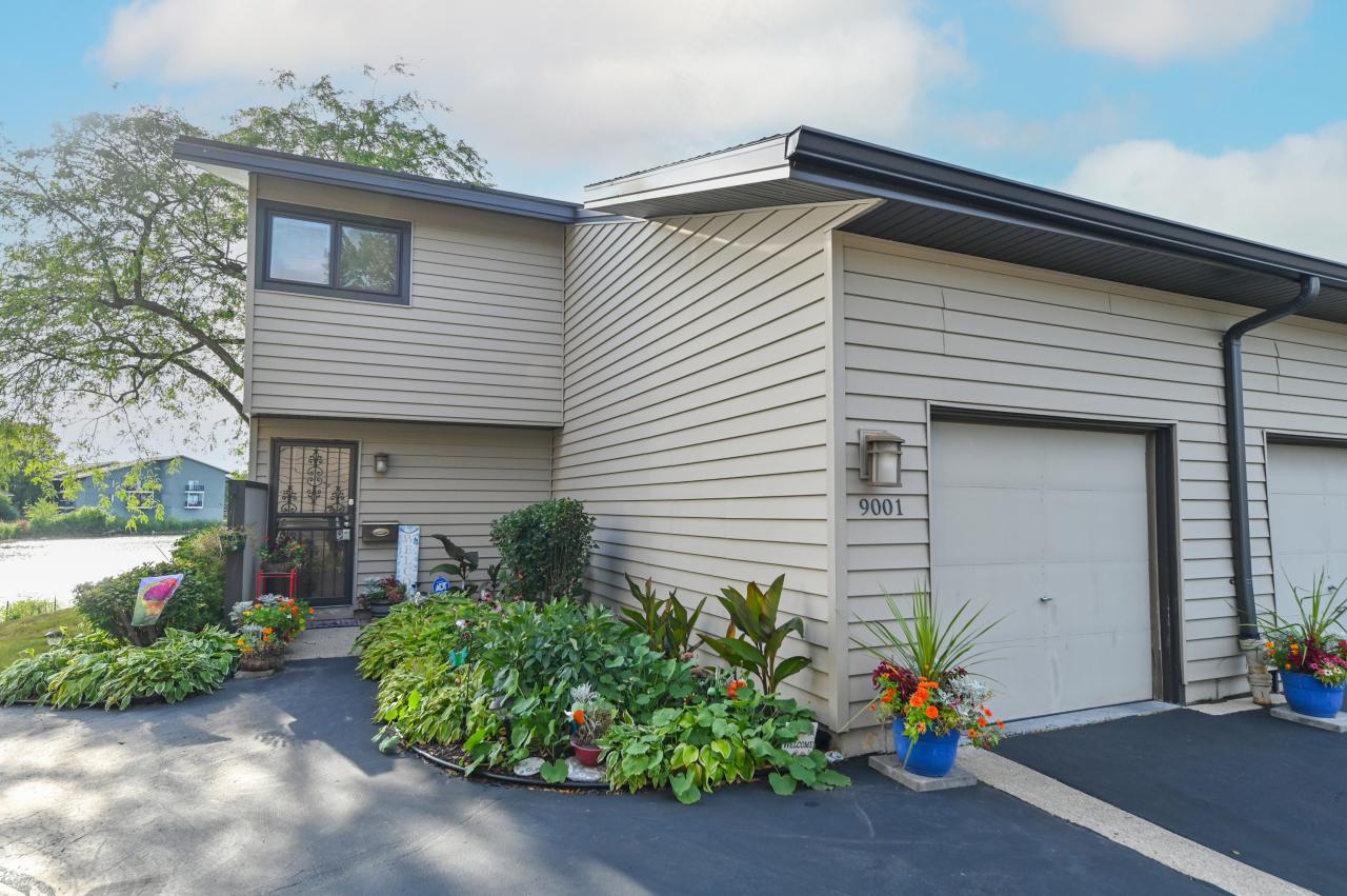 9001 N 70th St, Milwaukee, WI 53223