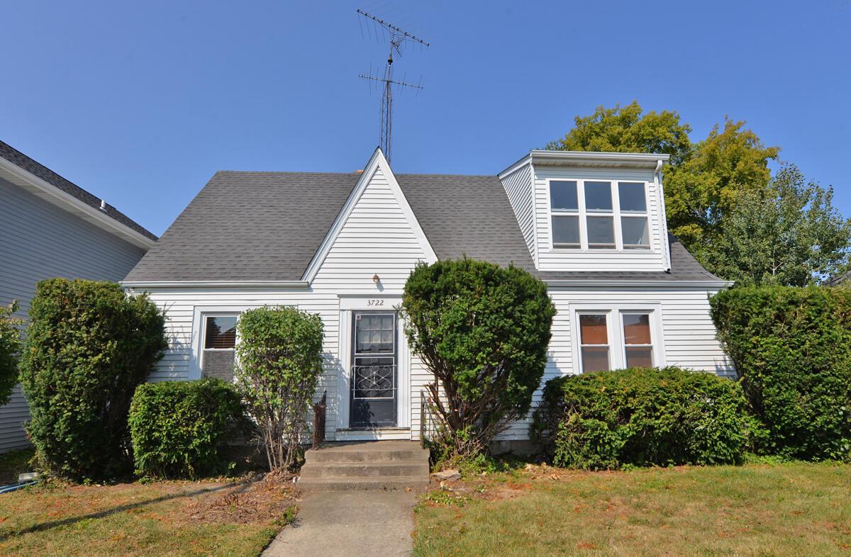 3722 16th St, Racine, WI 53405