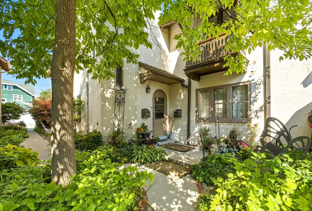 4019 N Downer Ave #2, Shorewood, WI 53211