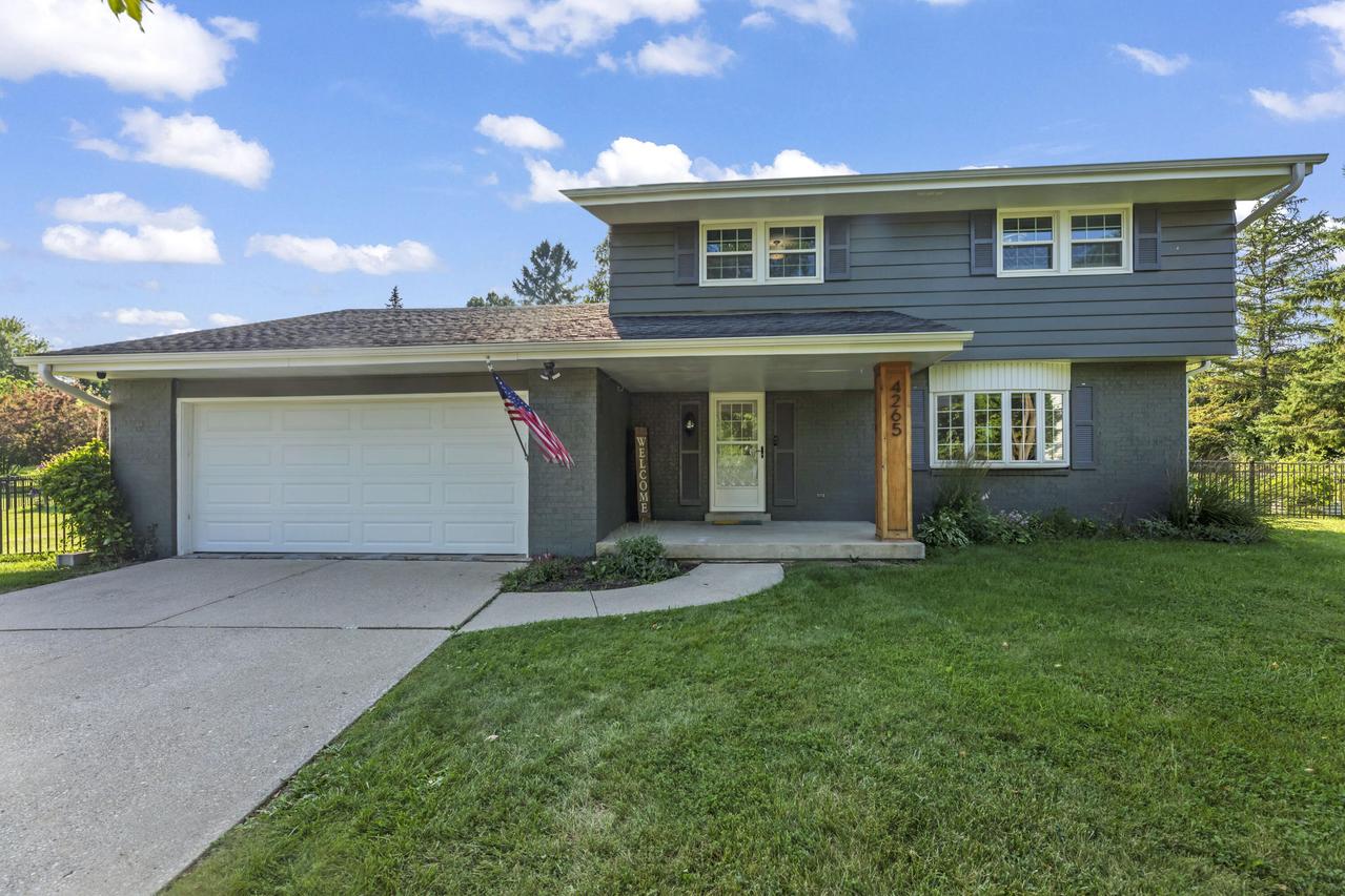 4265 Williams Ct, Brookfield, WI 53045