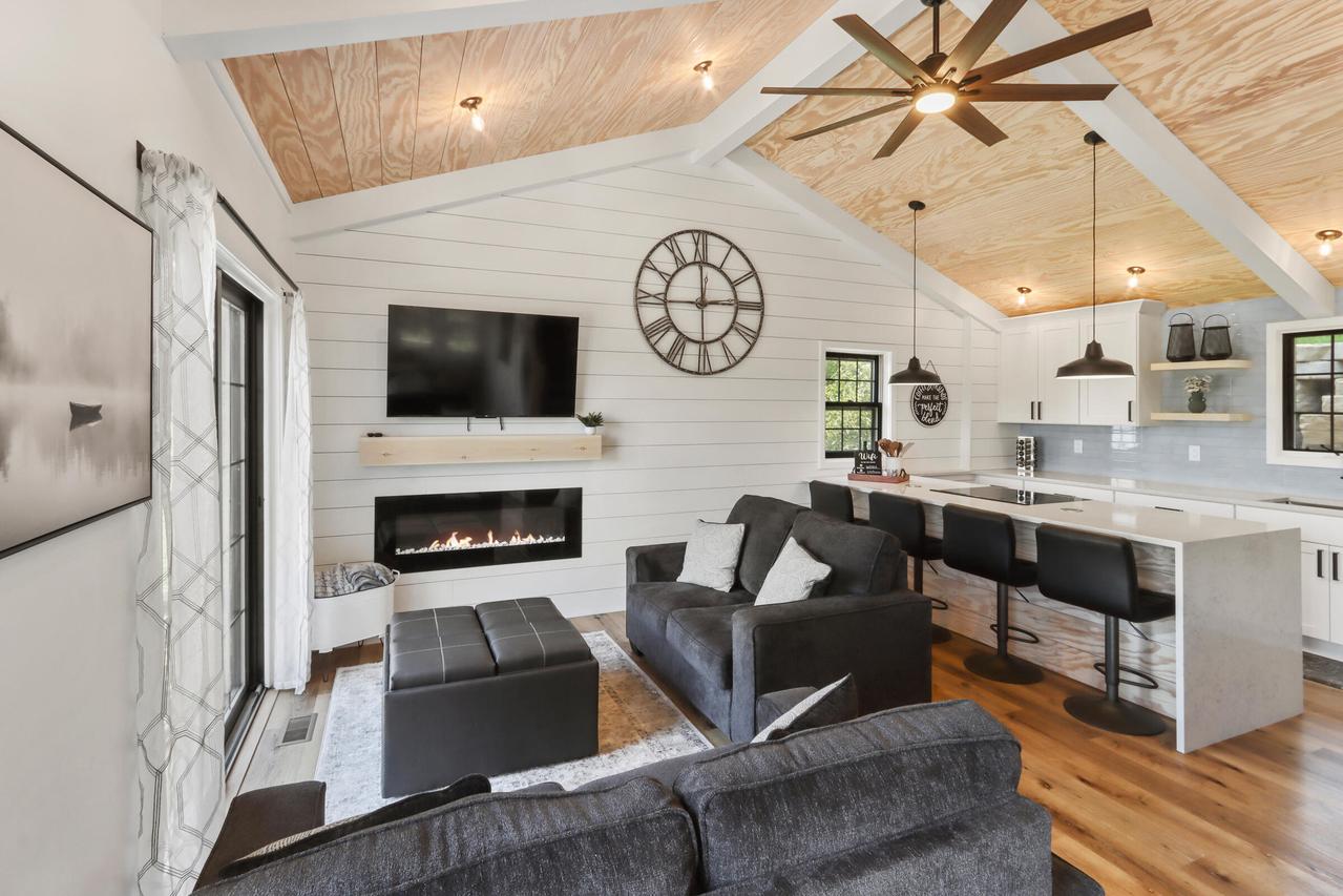 W2186 Wilmers Grove, East Troy, WI 53120